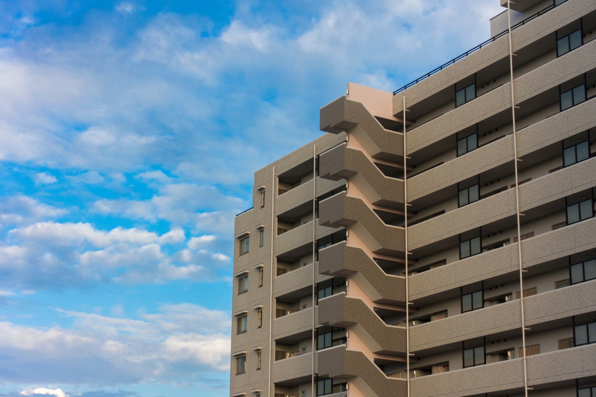 マンションの退去後対応 | 神奈川県横浜市の不用品回収なら合同会社all green